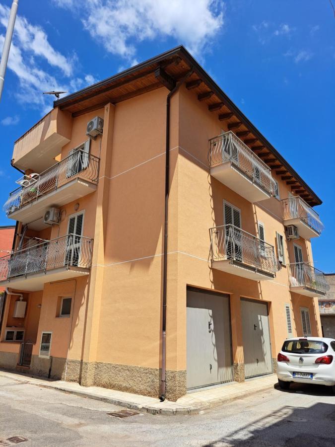 La Casa Vacanza Falcone Eksteriør billede